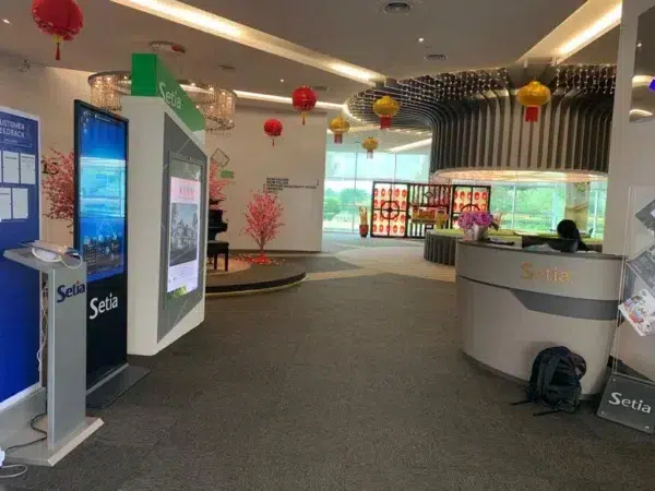 setia-eco-garden-touchscreen-floor-standing-kiosk-004