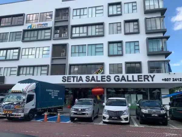 setia-sales-galleria-bukit-indah-touchscreen-floor-standing-kiosk-001