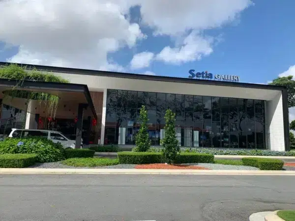 setia-taman-pelangi-touchscreen-floor-standing-kiosk-001