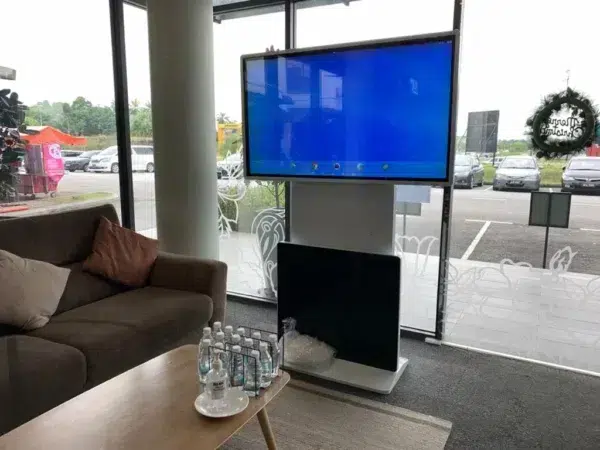 setia-warisan-tropika-sales-galleri-touchscreen-floor-standing-kiosk-009