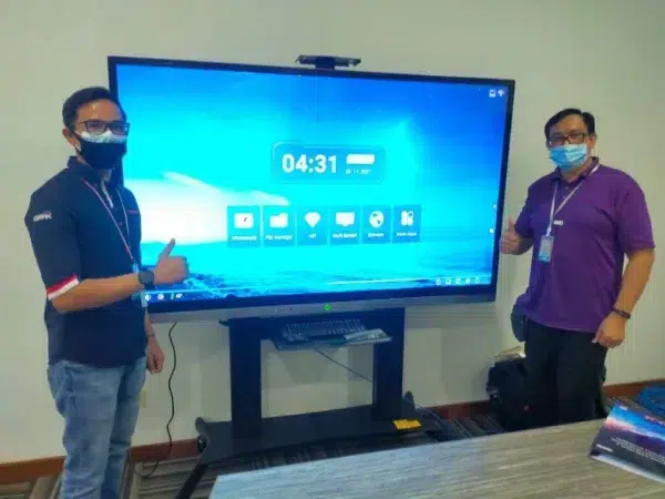 sistem-televisyen-malaysia-interactive-smartboard-002