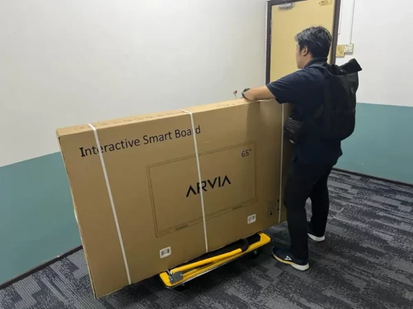 smartboard-65inch-vfive-005