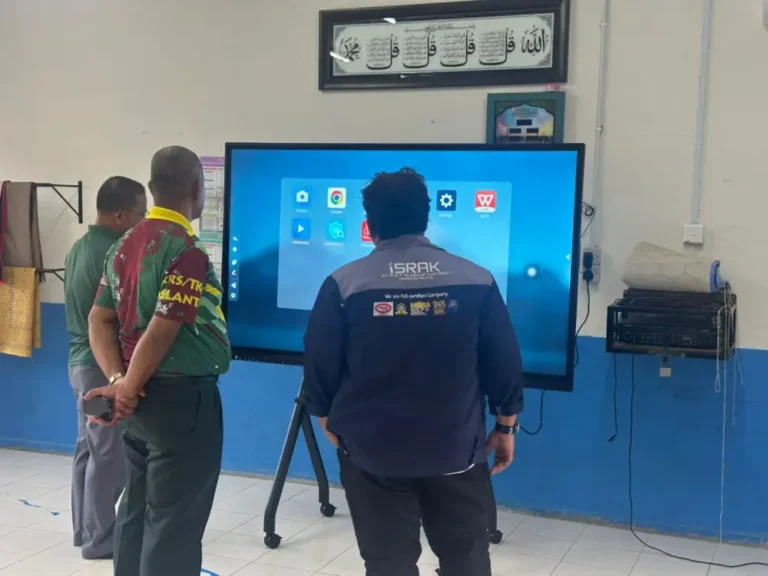 Smartboard Arvia 75” Revolutionizes Learning At Sekolah Kebangsaan Star Kelantan ARV200 smartboard 75 arvia israk solutions