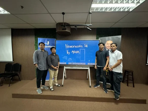 smartboard-86-neuronworks-arvia-001