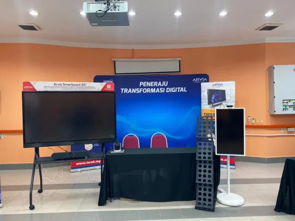smartboard-ARV100-and-video-conferencing-bar-mawar-medical-centre001