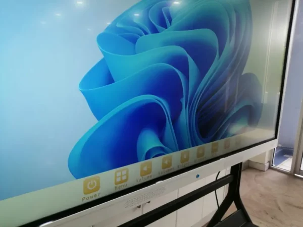smartboard-arv-100-65-selia-selenggara-selangor-002