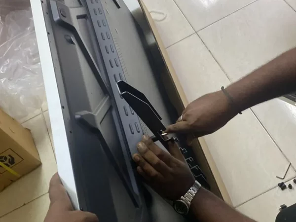 smartboard-arv-100-65inch-ec-collage-jb-003