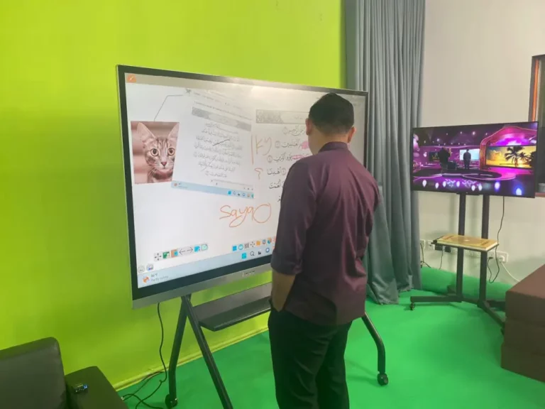Interactive Smartboard For Rio Studio 2023 – Complete Solutions smartboard arv 100 75inch rio studio 004