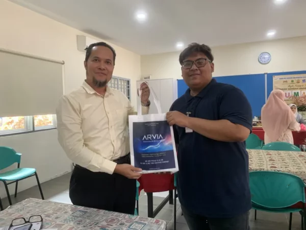 Interactive Smartboard for Sekolah Agama Menengah Sungai Merab – Complete Solutions