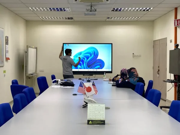 smartboard-arv100-65-yushiro-malaysia-004
