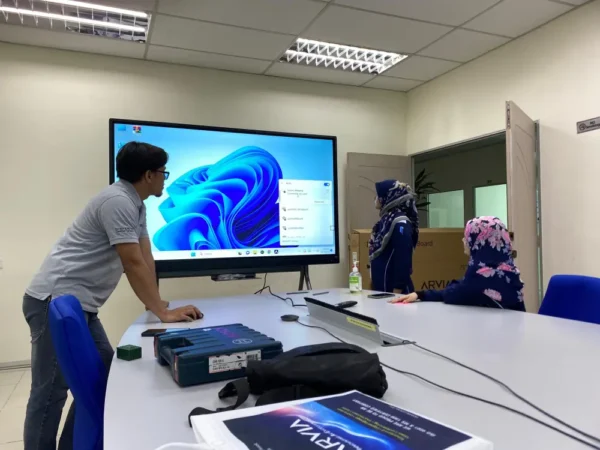 smartboard-arv100-65-yushiro-malaysia-006