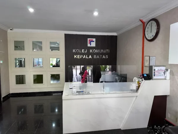 smartboard-arv100-75-kolej-komuniti-kepala-batas-011