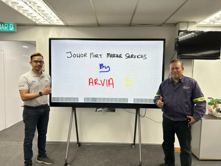 Empowering Collaboration: Johor Port'S Cutting-Edge Smartboard Solutions smartboard arv100 86 johor port 003
