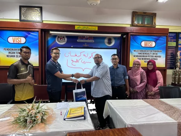 smartboard-arv200-65-SJKT-KLEBANG--007