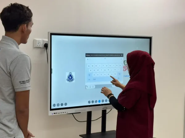 smartboard arv200 pusat autisme pulapol PDRM arvia israk solutions