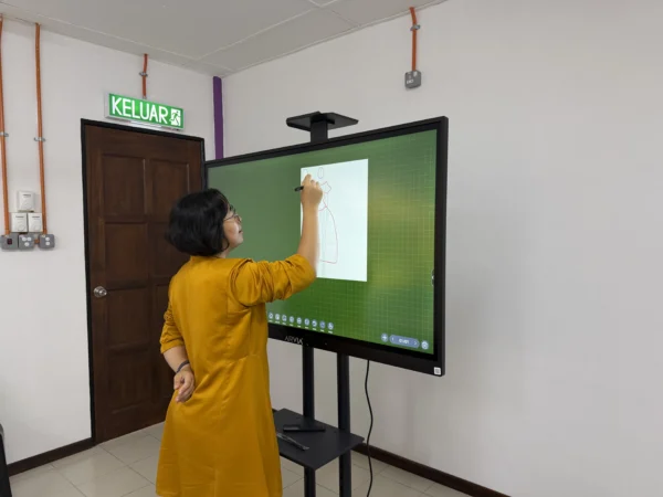 smartboard smk inanam arvia solutions israk solutions
