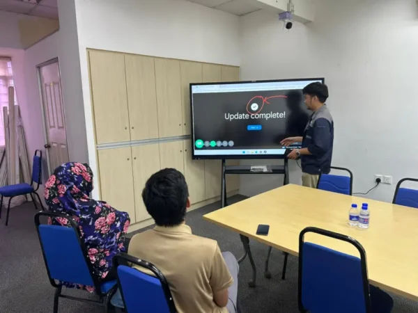 arvia smartboard sri ayesha islamic school