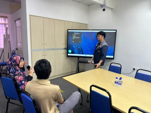 arvia smartboard sri ayesha islamic school