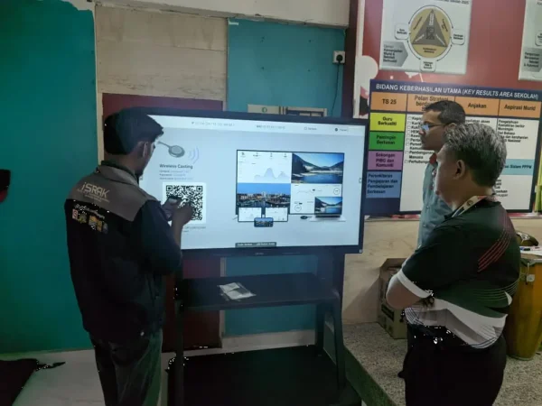 ai smartboard smk chendering israk solutions arvia solutions