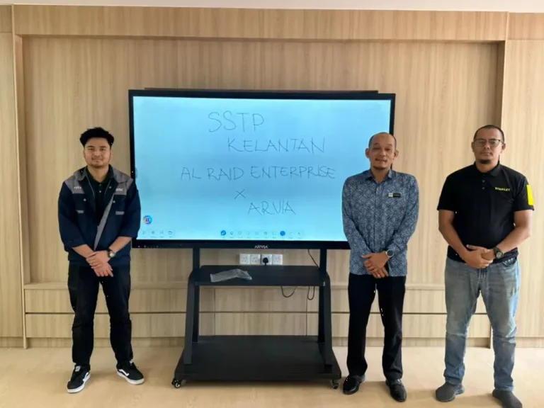 ai smartboard sstp kelantan israk solutions arvia solutions