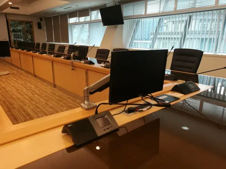 suruhanjaya tenaga putrajaya touchscreen floor standing kiosk 002