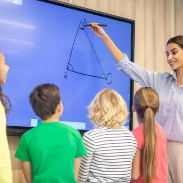 The Benefits of Using Touchscreen Learning Tools for Kids’ Education
