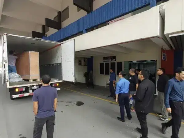 tenaga-nasional-berhad-tnb-ilsas-interactive-smartboard-004