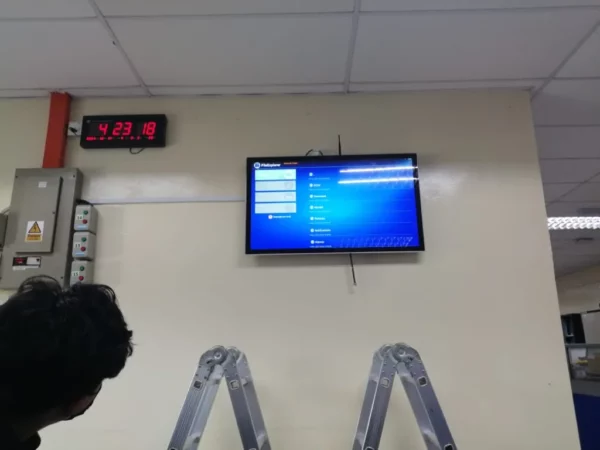 tg-medical-digital-signage-monitor-004