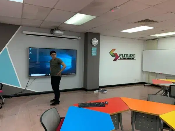universiti-utara-malaysia-uum-kedah-installation-interactive-smartboard-002
